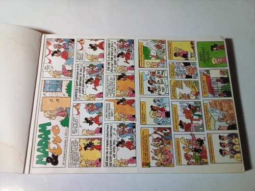 Madam & Eve`s Greatest Hits with Four Postcards