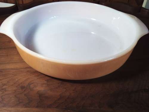 Anchor Hocking Fire-King Oven Bowl (S19)