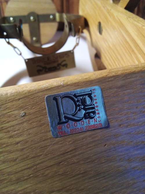 Wooden Bottle Holder with Three Ships Tag (S38)