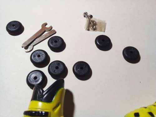 Finger Toys - Rollerblades from Spur