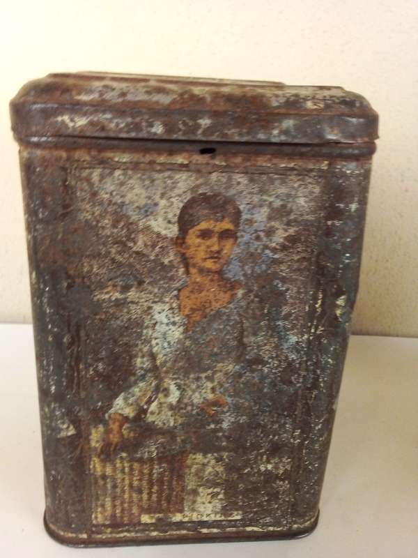 Antique Ceylon Teas Tin