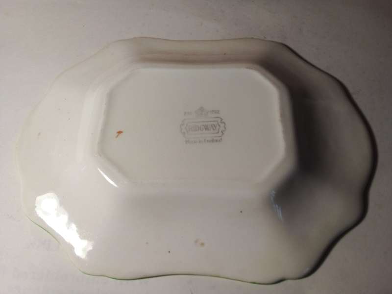 Vintage Ridgway Floral Design Dish (SP036)