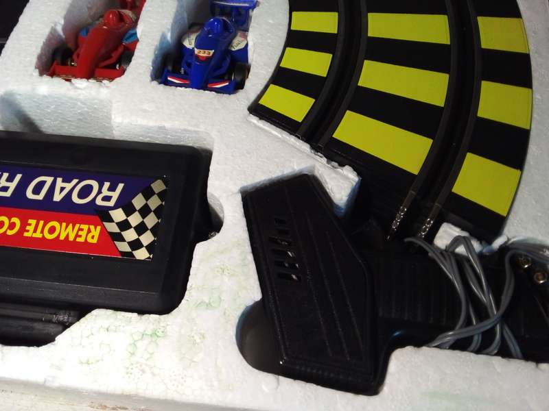 The Sound Race Battery Operated Scalectric
