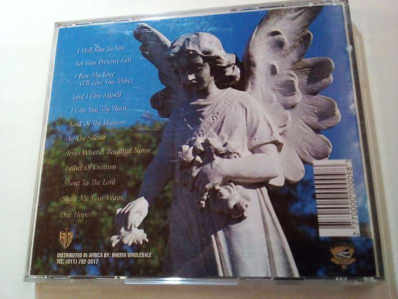 Simply Worship Music CD (D50)