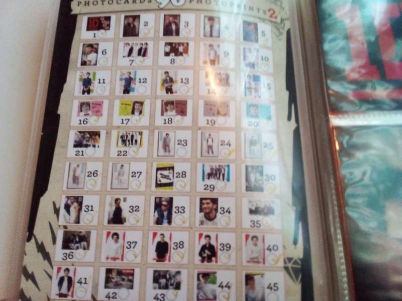 Binder with 90 One Direction Photocards