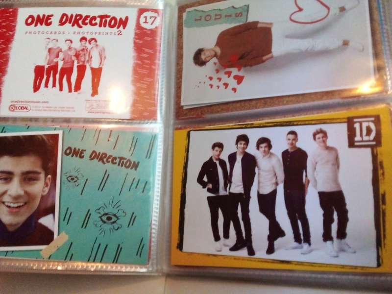 Binder with 90 One Direction Photocards