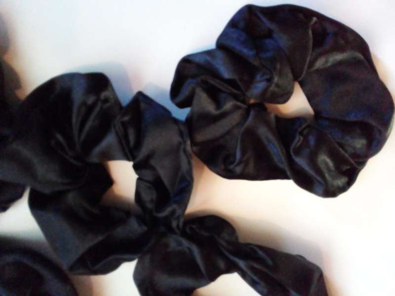 5 x Black Satin Like Hair Scrunchies