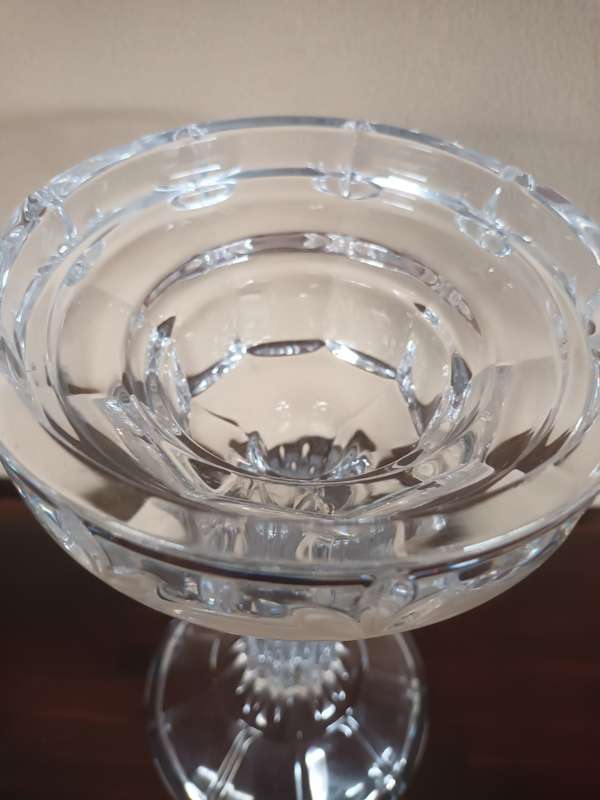 Stylish Solid Glass Candle Stand - Fits Various Sizes