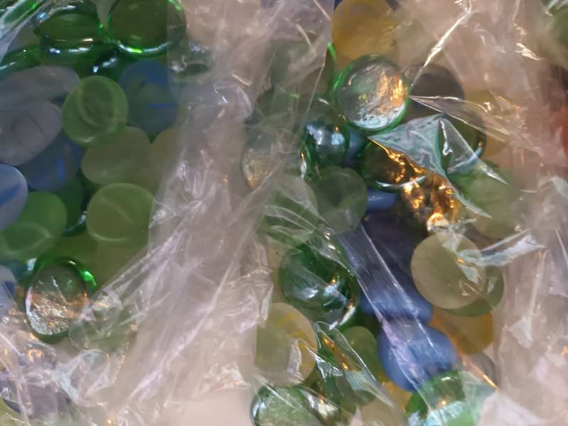 150 x Mixed Lot of Glass & Other Beads for Arts & Craft Projects
