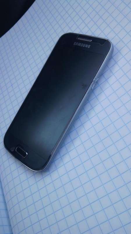 SAMSUNG S4 MINI