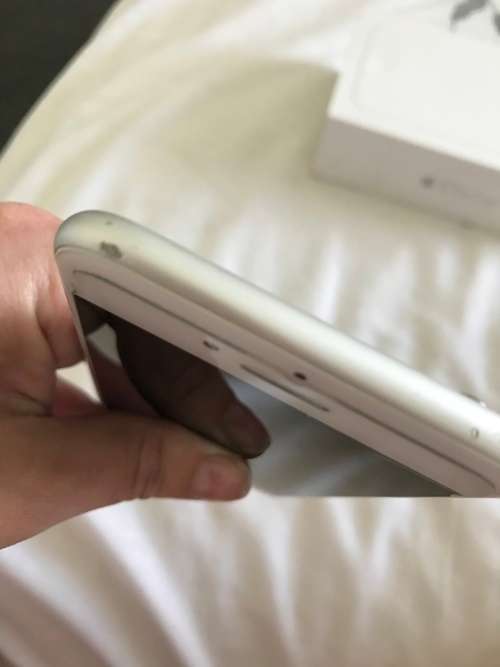 Iphone 6 - 16GB Silver Excellent Condition