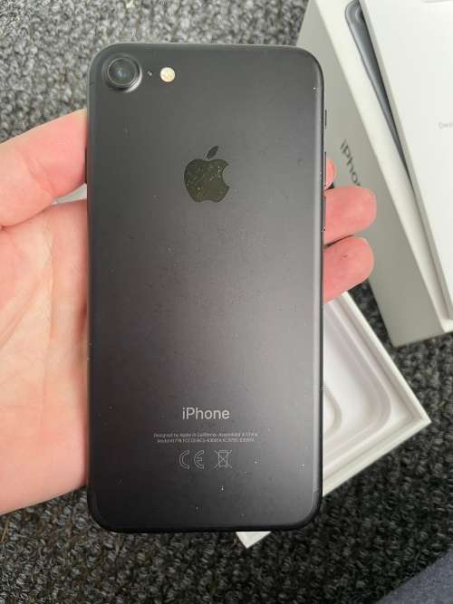 iPhone 7 - 32Gb