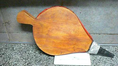 WOW ANTIQUE AND COLLECTIBAEL BLAAS BAL DONT MISS OUT!!!!