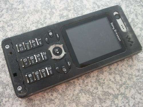 sonyPHONE CHRISTMAS OFFER START R 1 PLEASE READ THIS BARGAIN NOT TO BE MISS