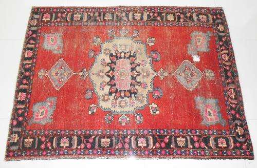 Antique Persian Rug Amazing detail ORIGINAL!!!!