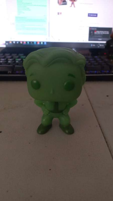Funko POP! Fallout Vinyl Figure - VAULT BOY (Glow in the Dark - HOT TOPIC EXCLUSIVE (no box)