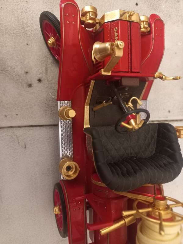 LUCKY-DIECAST - FORD USA - MODEL T TRUCK FIRE ENGINE SAN JOSE 1914