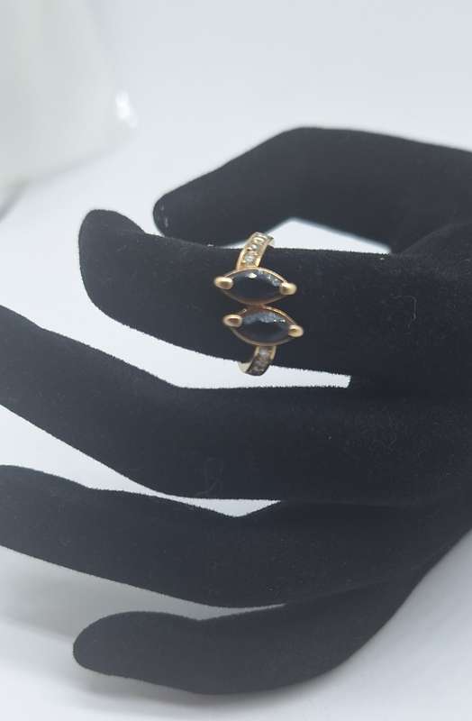 9ct Yellow Gold Dark Blue Sapphire Ring