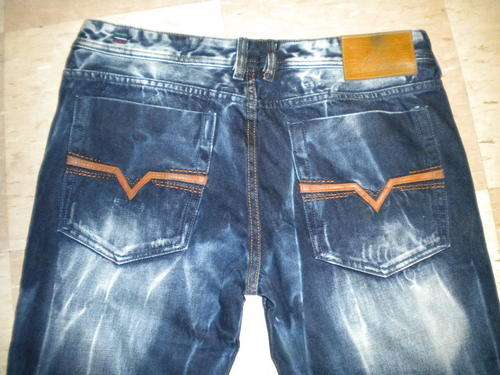 DIESEL MEN JEANS