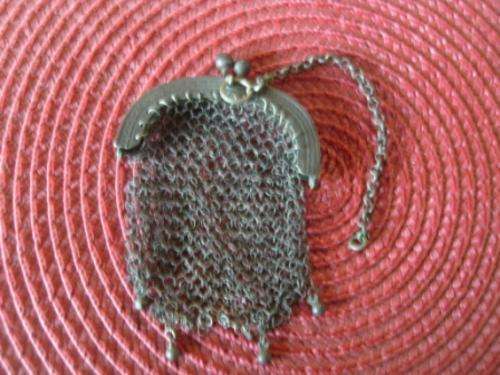STUPENDOUS!!! ANTIQUE 800 SILVER MESH PURSE