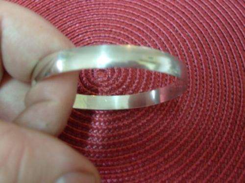 VINTAGE STERLING SILVER BANGLE MARKED 925. 8MM THICK