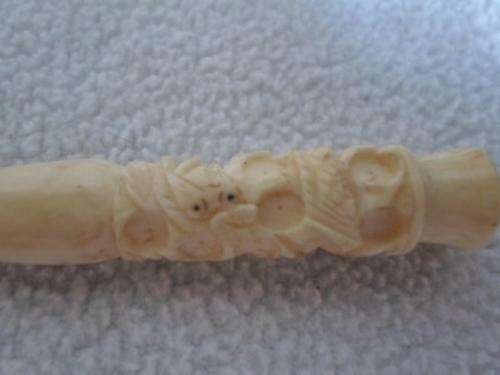 SUPERB!! CHINESE HAND CARVED DRAGON DESIGN IVORY CIGARETTE HOLDER CIRCA 1930's