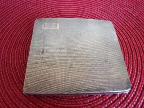 AWESOME!! 1932 BIRMINGHAM SILVER ENGINE TURNED CIGARETTE CASE BY D&F 124.5 GRAMS