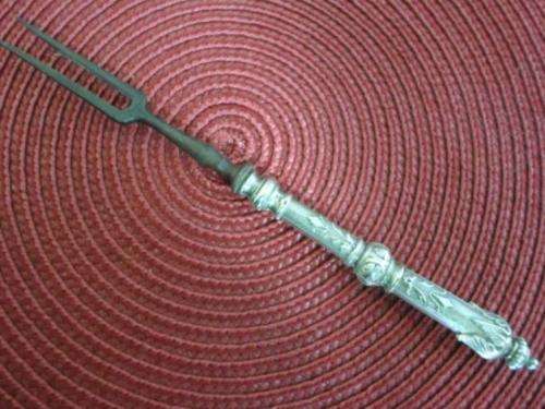 GORGEOUS!! VICTORIAN 800 SILVER HANDLED FORK