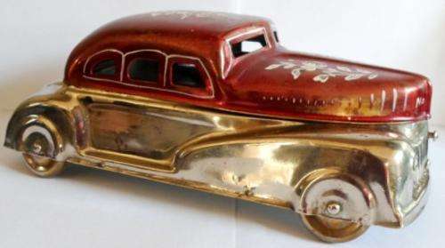WOW!!! RARE! 1930's BETEL MOTOR CAR OPEN & CLOSE TYPE PAT. 75086  NO.112 NUT CONTAINER VALUE R2500