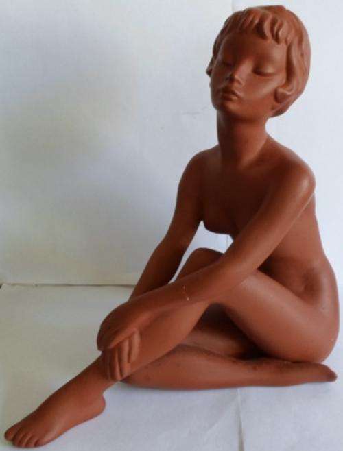 LARGE!! GMUNDNER KERAMIK AUSTRIA NUDE FIGURE OF WOMAN WITH ORIGNAL LABEL