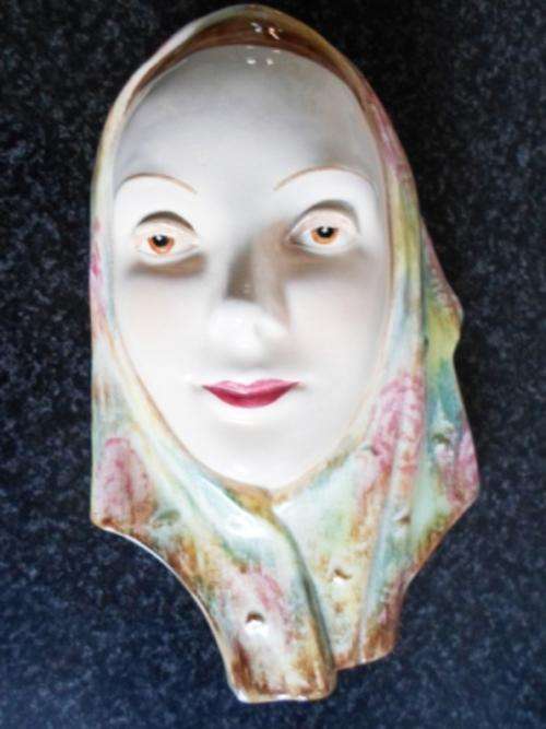 WOW!! RARE ART DECO 'GOLDSCHEIDER' WALL MASK WITH ARTIST MARK E.S VALUE R6500 CIRCA 1930's