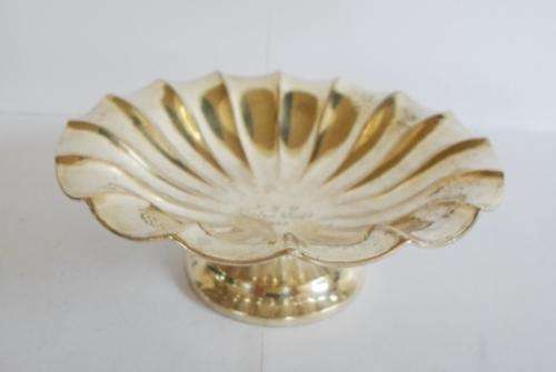 BEAUTIFUL!! VINTAGE 800 GERMAN SILVER FOOTED BOWL WITH SCALLOPED EDGES 72.9gr
