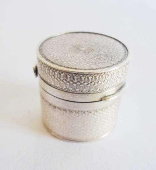 WOW!! ART DECO!! STERLING SILVER PILL BOX ITALIAN DESIGNER UGO FILLI OF FIRENZE CIRCA 1920's