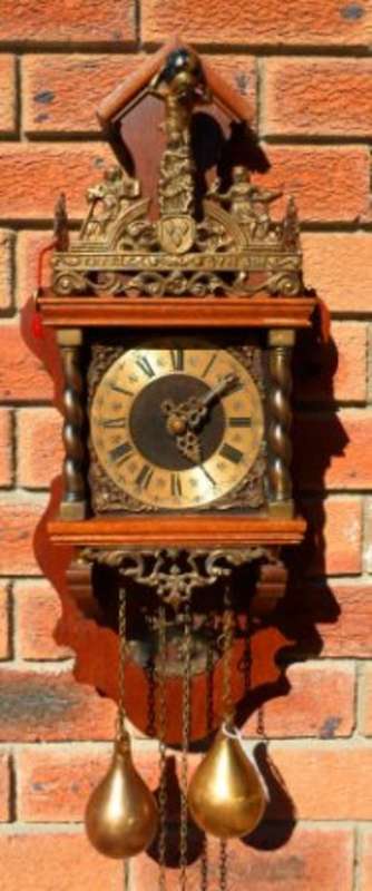 WOW!! HUGE VINTAGE JWA DUTCH ZAANDAM ZAANSE 8 DAY WALL CLOCK 630mmX280mmX170mm