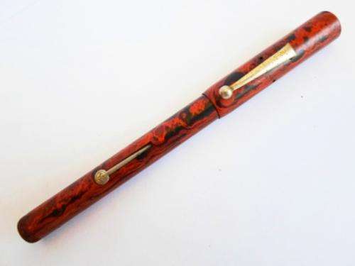 WOW!! SUPER RARE 1920's THE FONT PELAYO RED MARBLE PEN WITH 14ct GOLD NIB VALUE R2000