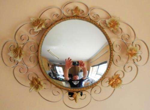 WOW!!! STUNNING VINTAGE METAL & DOMED MIRROR WALL MIRROR 615 X 450mm