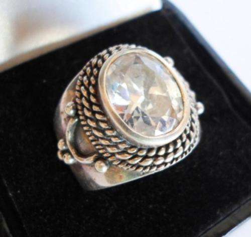 WOW!! WOW!! HUGE STERLING SILVER & WHITE CRYSTAL RING SIZE R 13.9gr SO STUNNING!!!