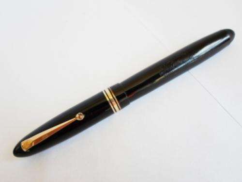 LOVELY!! VINTAGE SWAN LEVERLESS PEN BY MABIE TODD & CO. WITH 14ct GOLD NIB VALUE R1200