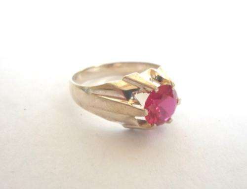 BEAUTIFUL!! VINTAGE STERLING SILVER & RUBY RING SIZE T
