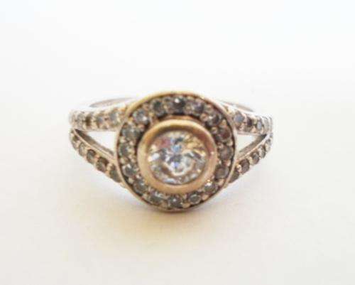 EXQUISITE!! STERLING SILVER & MULTIPLE CZ RING SIZE O1/2, SO BEAUTIFUL!!