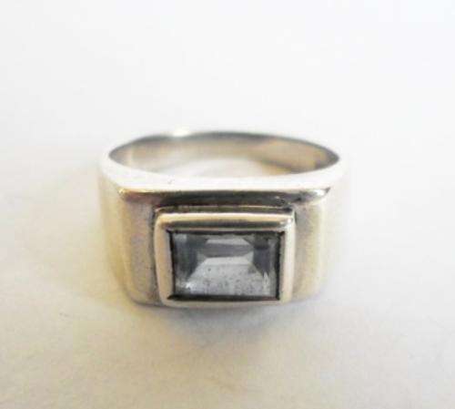 WOW! VINTAGE STERLING SILVER & AQUAMARINE RING SIZE P1/2