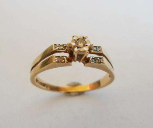 LOVELY!! VINTAGE OBLO 9ct GOLD & 0.07ct DIAMOND RING SIZE N 1.9gr