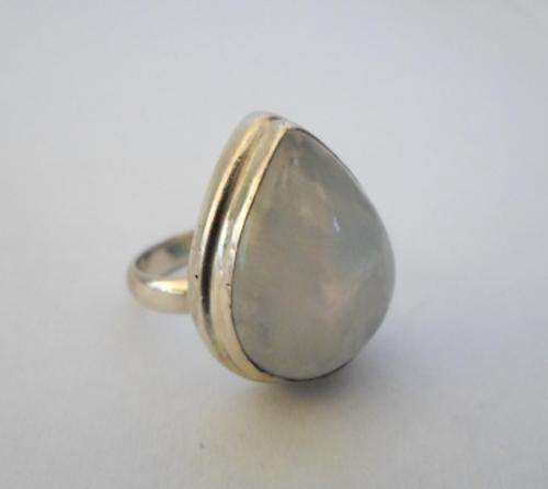 GORGEOUS!! HUGE STERLING SILVER & TEAR DROP CABOCHON MOONSTONE RING SIZE K, 7.3gr