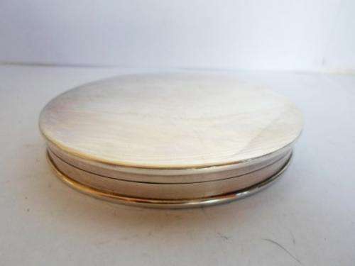 WOW!! LARGE SLEEK QUALITY STERLING SILVER PILL BOX 53gr, WOW!! WOW!!