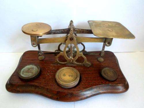WOW!! VINTAGE OAK & BRASS LETTER SCALE, NICE PIECE WOW!!