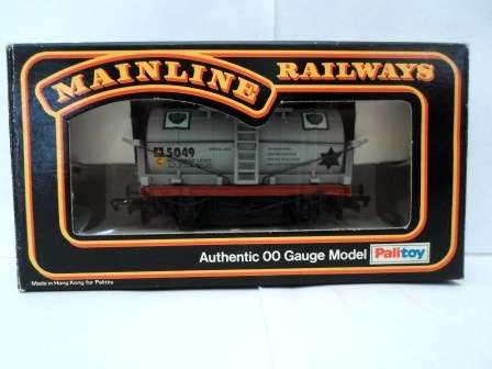 WOW!! NEW!! VINTAGE PALITOY MAINLINE RAILWAYS BP TANK WAGON, WOW!!