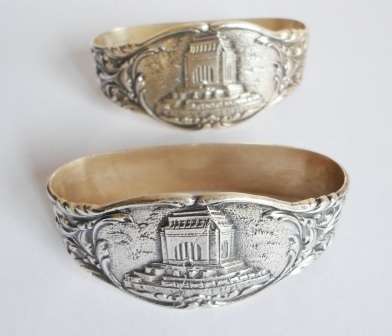 WOW!! VINTAGE VOORTREKKER MONUMENT SILVER PLATED SERVIETTE SET PLATING IS PERFECT!! WOW!! WOW!!