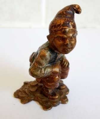 WOW!! SUPER RARE BERGMAN COLD PAINTED BRONZE LEPRACHAUN POOPING GOLD COINS VALUE R4500 WOW!! WOW!!