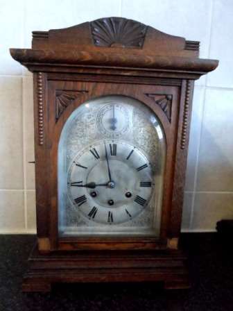 LARGE!! VINTAGE GUSTAV BEKKER OAK CASED BRACKET CLOCK CIRCA 1915, NOT WORKING