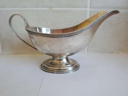 WOW!! GEORGIAN STYLE!! 1923 BIRMINGHAM SILVER GRAVY BOAT BY S. W. SMITH & CO 132,8g WOW!! WOW!!